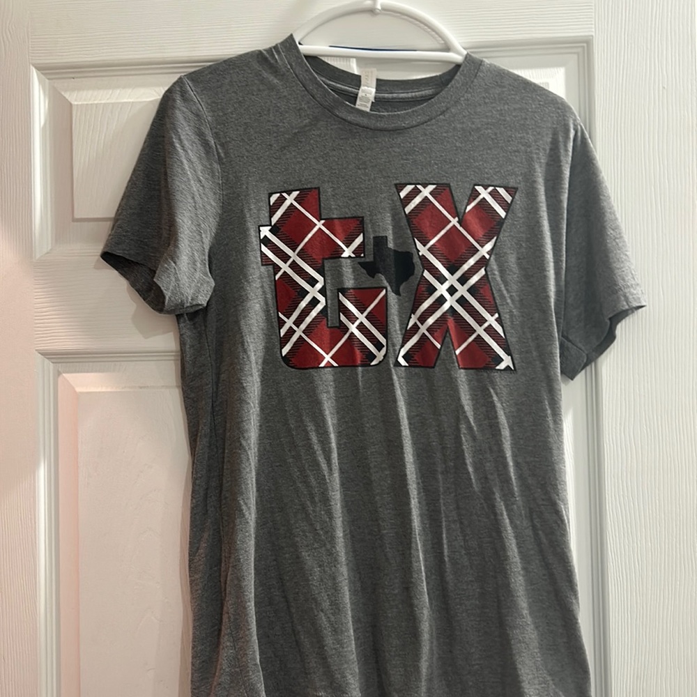 Grey graphic t-shirt